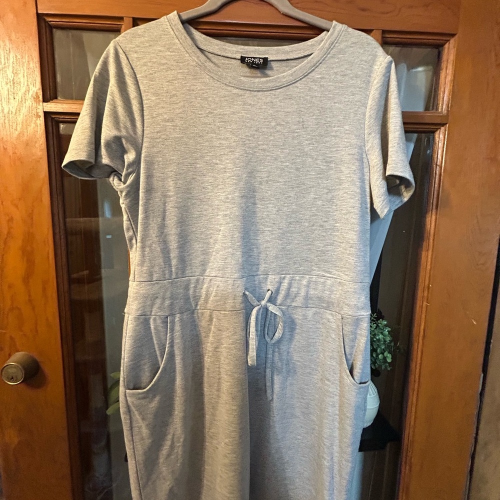 Jones New York Light Gray Knit Top